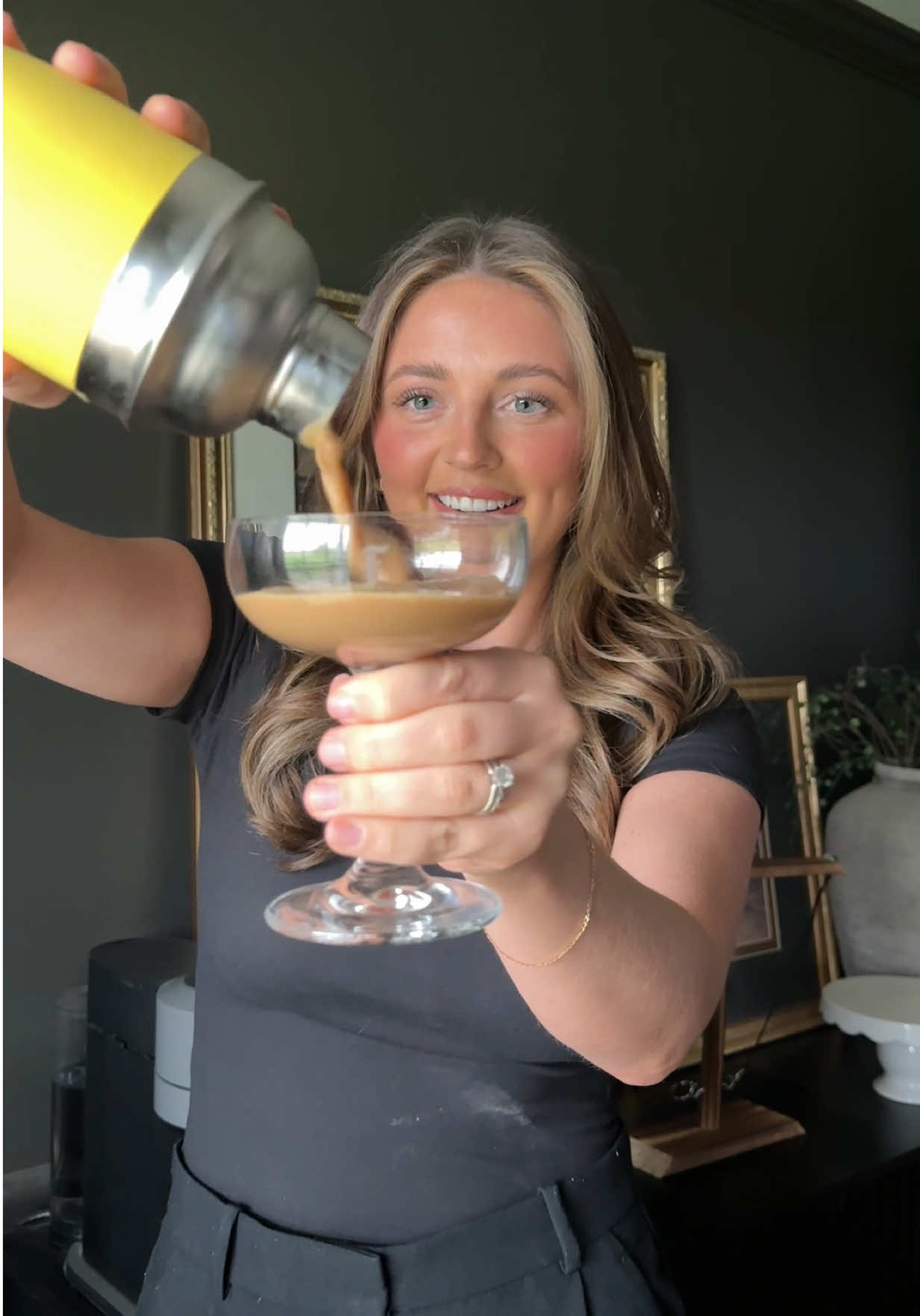 Espresso martini!! Don’t mind the dust lol #espressomartini #espresso #nespresso #coffeebar #espressomartinirecipe #ootn #coffeechat