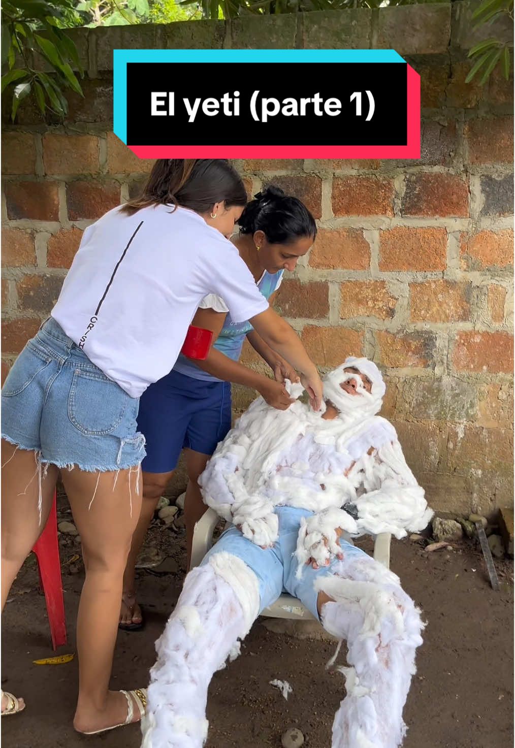 Pintamos a mi papá como el yeti (parte 1) #humor #parati 