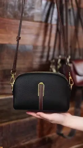 Beg Bahu Kecil, Reka Bentuk Mu#Beg#slingbag#bagforwomen #handbag#bag#fyp #foryou #fpyシ #tiktokshop 
