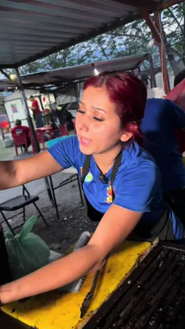 Oraaa pues que dije !! 😱😨 #ladypollo #reyna #fpyシ #lady #emprendedores #pollosasados #ladypollos #viral_video #negocios 
