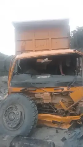 Allah masi beri saya umur panjang untuk hidup di jalannya❤. jadi itu yg selalu bertanya bahkan keheranan kenapa saya tdk mati setelah melihat kondisi unit/mobil yg saya kendarai?! Jawabannya tiada lain dan tiada bukan semua itu atas pertolongannya(Allah Swt)❤#mukjizat_itu_nyata #fyp #berandatiktok #allahuakbar 