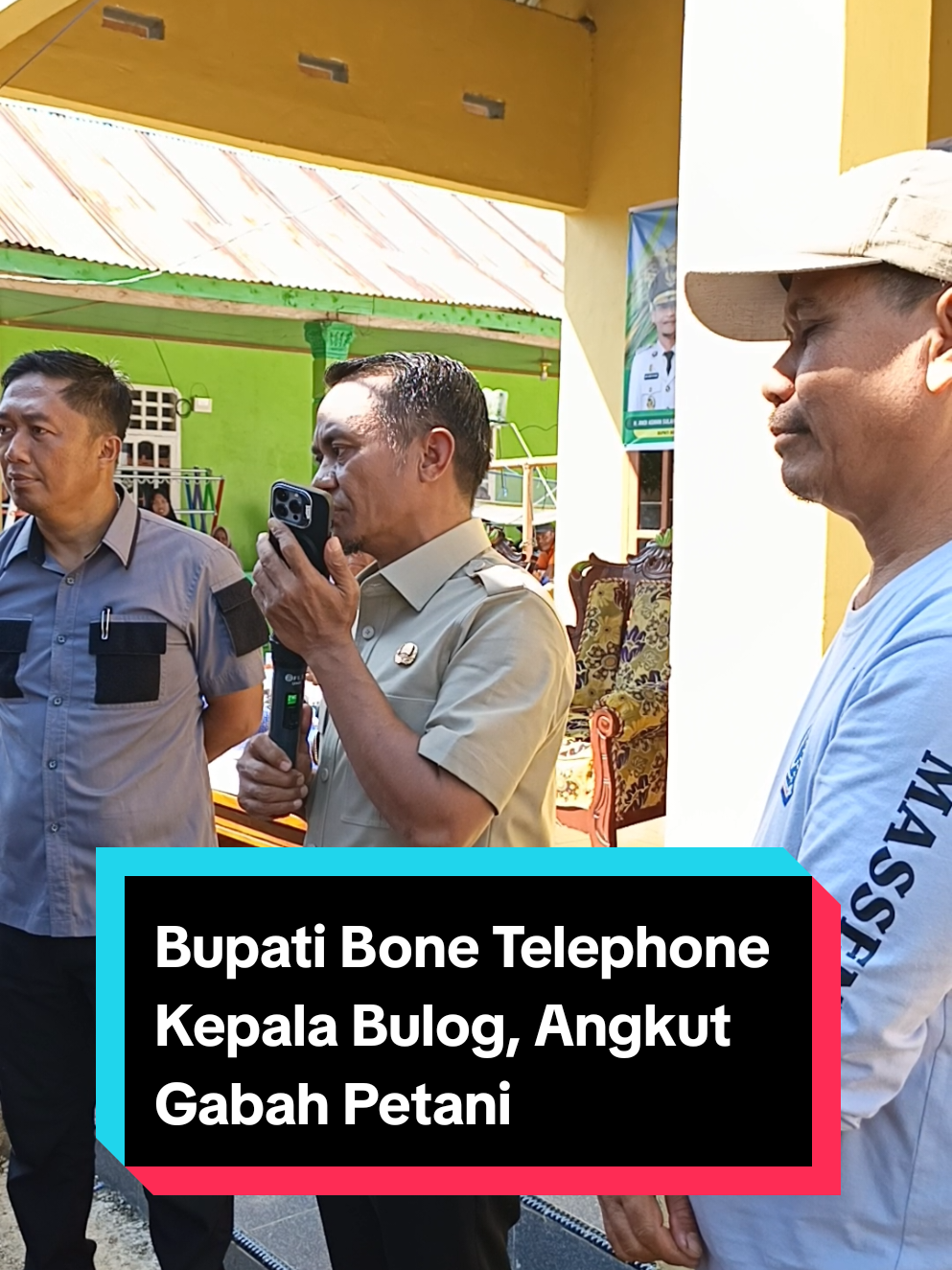 Warga Mengeluh Gabah Petani tak kunjung diangkut bulog, Bupati Bone langsung menelpone kepala bulog.  #kabupatenbone  #petani  @Andiasman1978 