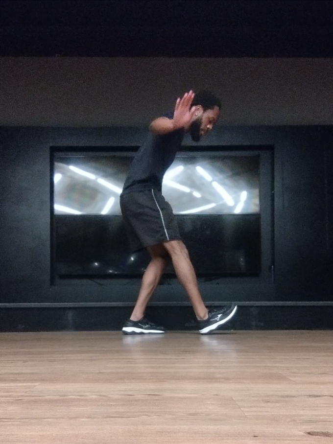 Baby (is it a crime) - Rema #bailecharme #treino #passinho 