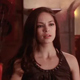 queen of hearts #lanalangedit #smallville #smallvilleedit #clarkkent #clarkkentedit #tomwelling #tomwellingedit spc anythingpacks or something i forgotttt