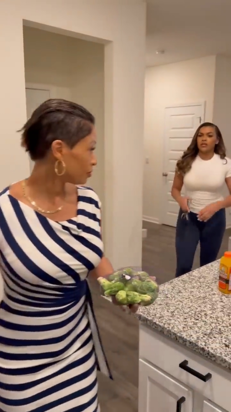 Shayla tells Angelina our family is not to be messed with so Candace better know it