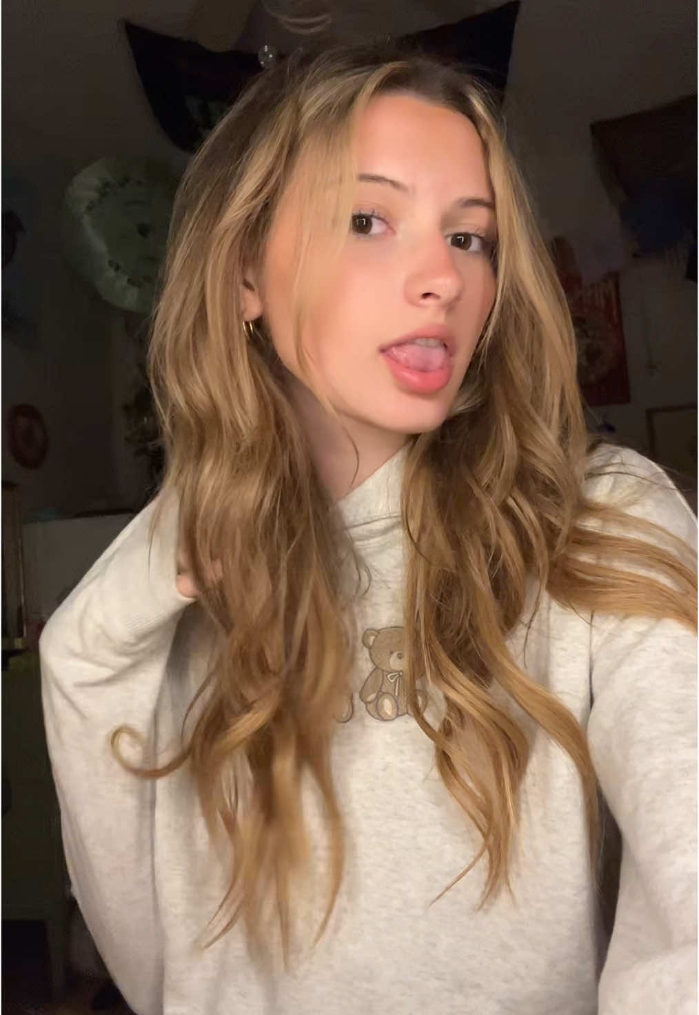 .