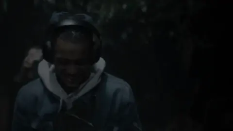 MOONLIGHT- #lyrics #fyp #xxxtentacion #xxtentacion #xxxtentacionfan #song #songs #speedsongs #Viral #moonlight #xxxtentacion💔💔#foryou #forupage #pyfツ 