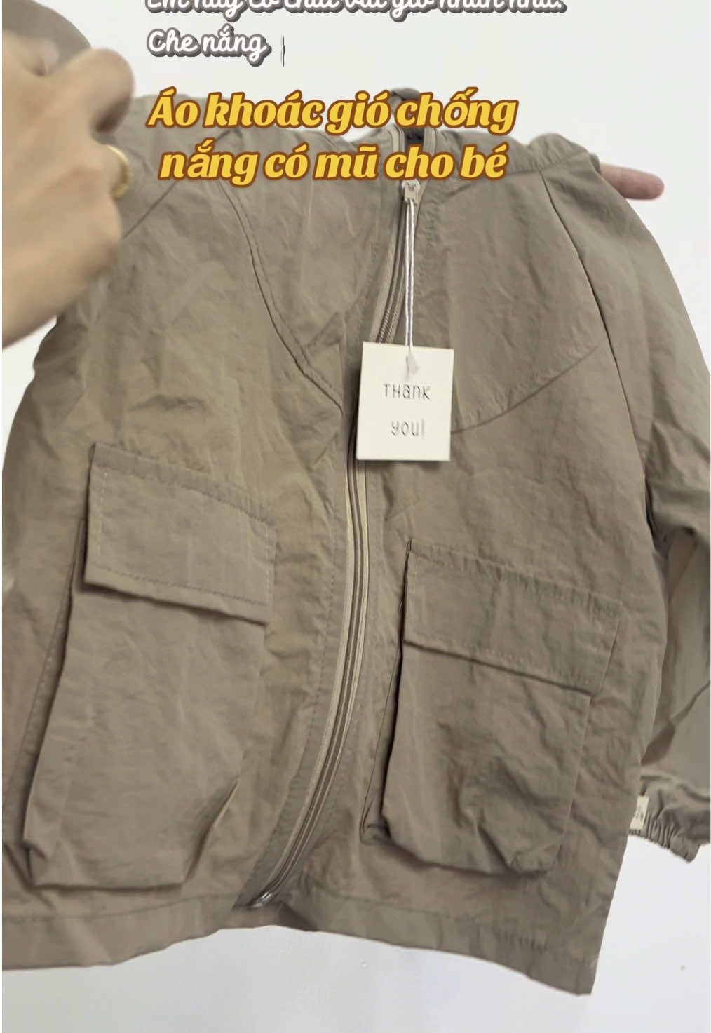 Áo khoác gió chống nắng gì mà style phong cách cực. Hè đến rồi phải sắm áo khoác cho bé liền thôiii 🌤️#aokhoacchobe #aokhoacgiochobe #aokhoacchongnangchobe #aokhoactreem #aokhoacnangchobe #aokhoacbetrai #aokhoacbegai #aokhoacmuahechobe #thoitrangtreem #CapCut 