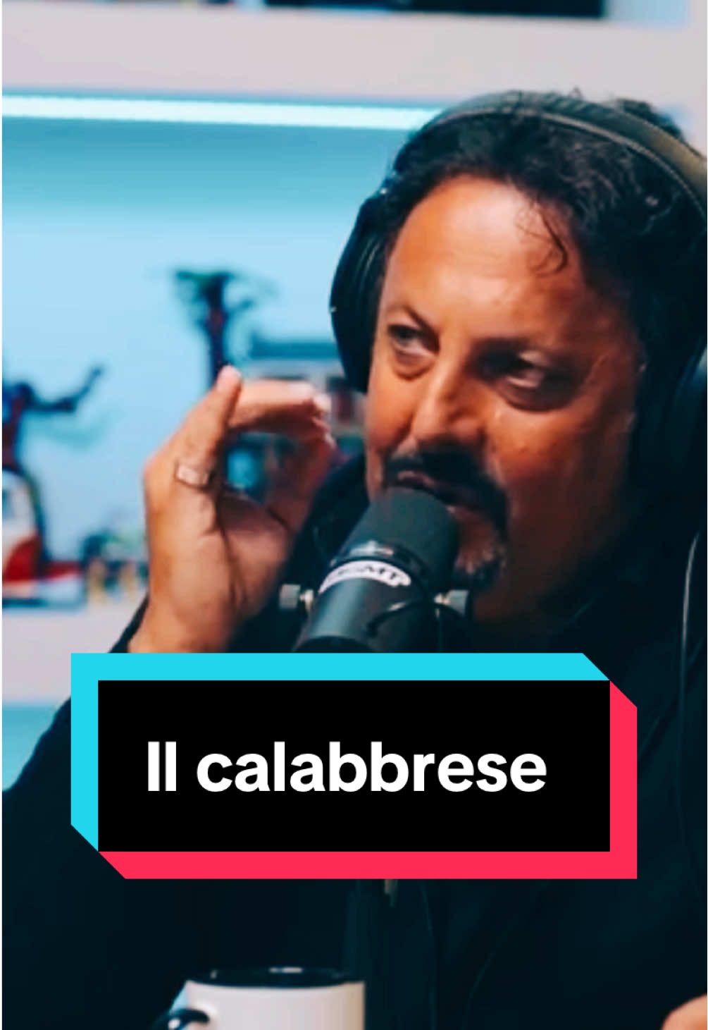Il calabbrese  #enricobrignano #perte #passadalbsmt #clips #viralvideos 