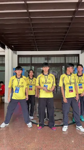 FINALS FEELS 💛🖤 💛🖤      #SnapdragonMobileMasters #itsONICtime #ONICPH 