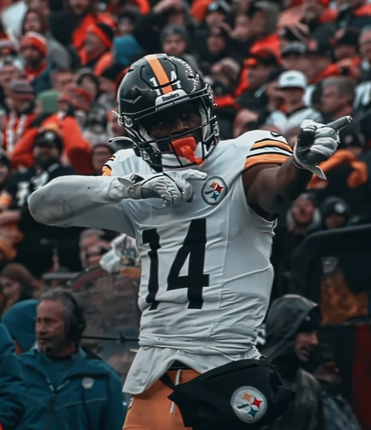 Lokey a filler, but it’s 4k | scp: @twizzy.logoless | #edit #fypシ #xyzbca #nfl #fyp #smooth #aftereffects #tuff #4k 