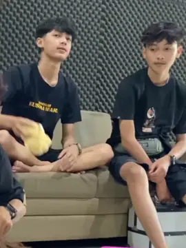 lucuu iihh, isall hijauu neonn bngetttt🥹🟢💗 #fyp #isall #affanfaisal #isalovers #icankkkk🤩🤩 #dikaa #najibb #jibb   #andikagwsm #gwsmlovers👹 #lewatberanda #bismillahfyp #trending 