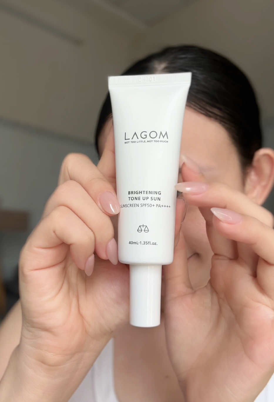 Mọi người có thể tham khảo em này nhen #thaonguyendang #judyca #reviewlamdep #goclamdep #DailyRoutine #skincareroutine #kemchongnang #sunscreen #선크림 #lagom #brighteningToneupsun #Aqualicia #lagomsuncream #kemchongnangnangtone #lagomvietnam
