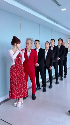 Vợ tổng tài [BEN EAGLE] #beneagle #kungfu #cool #tiktokgiaitri #foryou #unfrezzmyaccount  #viral #comedy #shorts #funny 