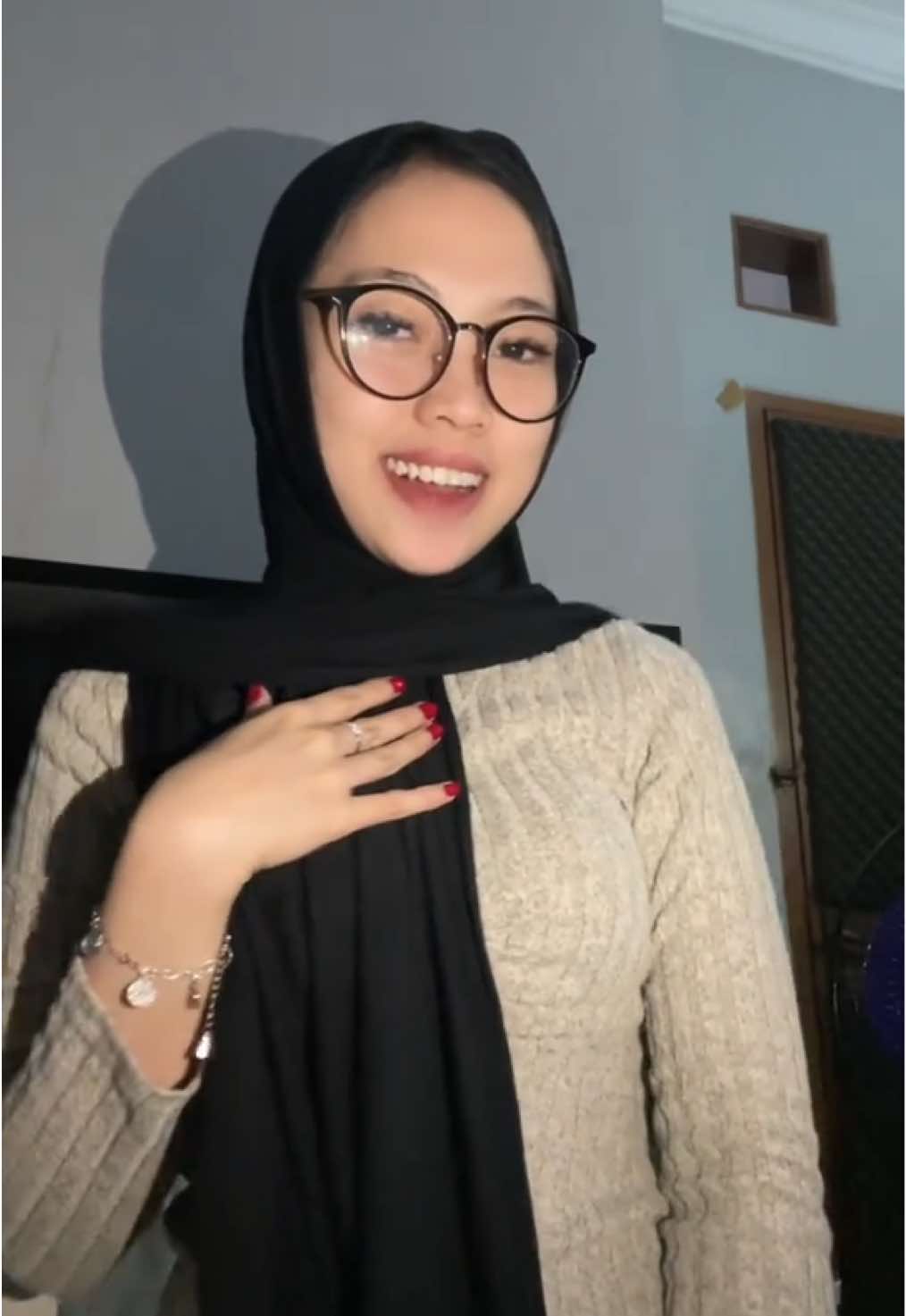 Semoga bs ratusan ribu followers 