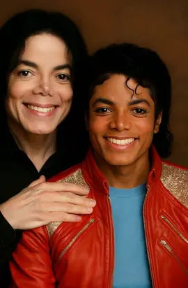 Michael meets Michael. #michaeljackson #maninthemirror #mj #mjfan #bad #tik_tok #tik #80s #thriller #ai #movies #aiart #aiartcommunity #magicofai #Lifestyle #Love #michael 