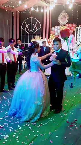 Bailando el tiempo de vals #kino #xv #quinceañera #viernes  #2025