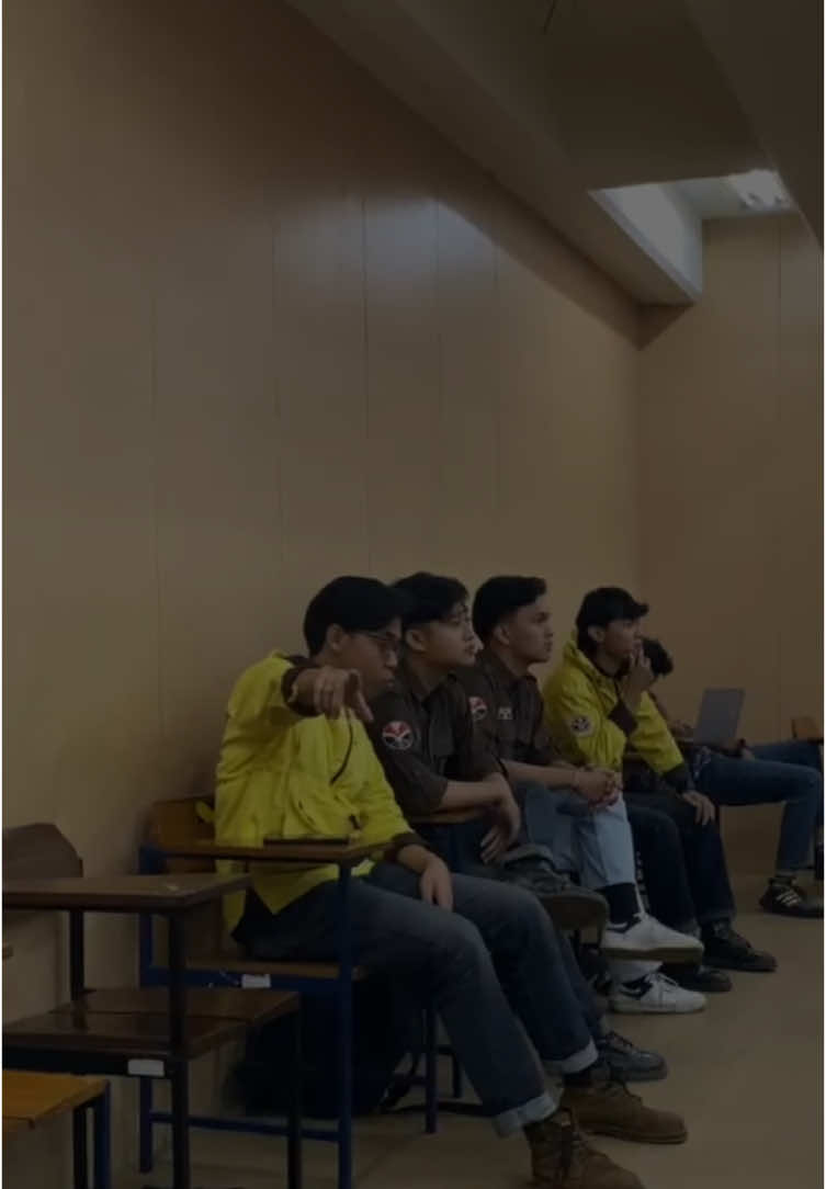 Pesona anak SPIG, redflag?🤔😱 #cowoteknik #cowoganteng #bandung #bandunghits #terdepan #gagah #setia #viralllllll #fyp #fyppp #fypppp #redflag #asthawaya23 #spig #firaltiktok🔥🔥🔥✌️ #viralvideo #fyo #fyp 