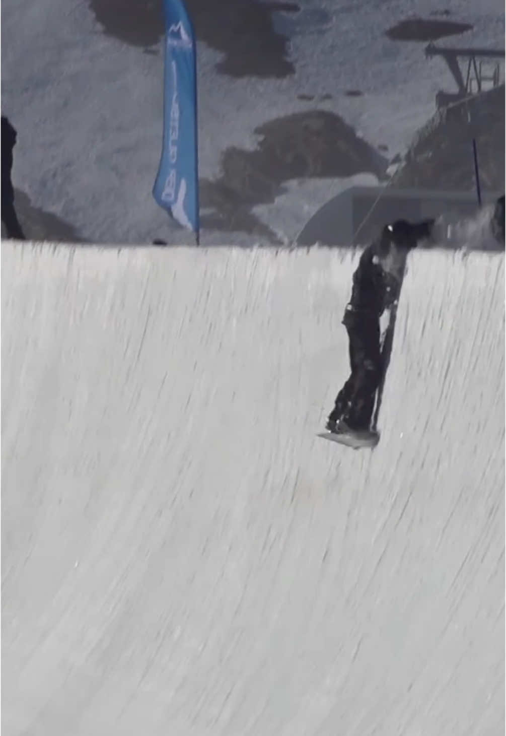 5 big booms 💥 😭 btw i was ok 🥴 #snowboard #crash #viral #fyp #fail #park #halfpipe 