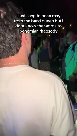 Sorry. #queen #brianmay #coachella 