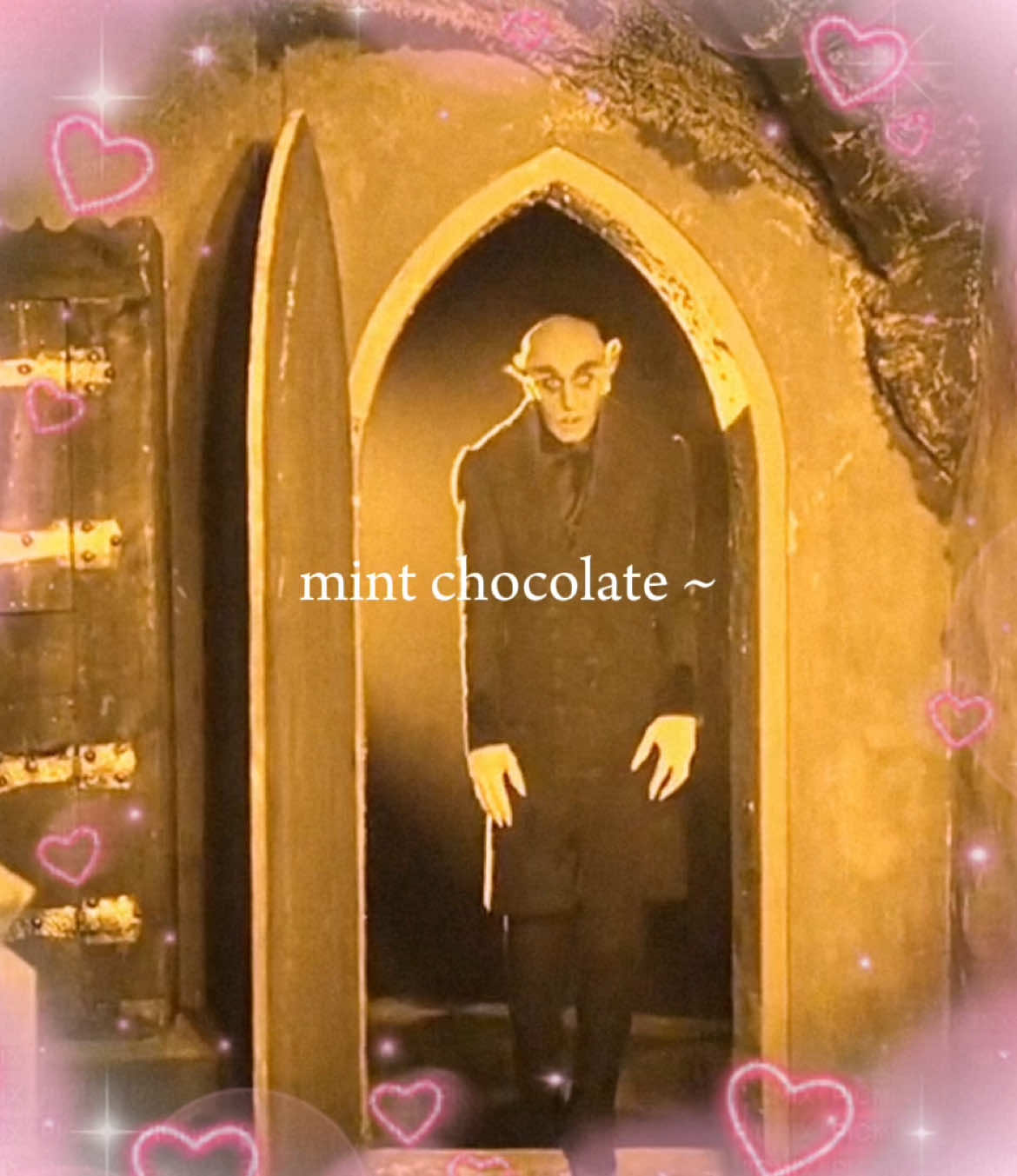 this came to me in a dream #nosferatu2024 #nosferatumurnau #murnau #nosferatu1922 #nosferatuherzog #herzog #nosferatu1979 #nosferatu eggers #eggers #lilyrosedepp #nicolashoult #billskarsgård  #aarontaylorjohnson #willemdefoe #horror foryou #fyp #trending #trend #dontletthisflop #viral #makethisviral #edit