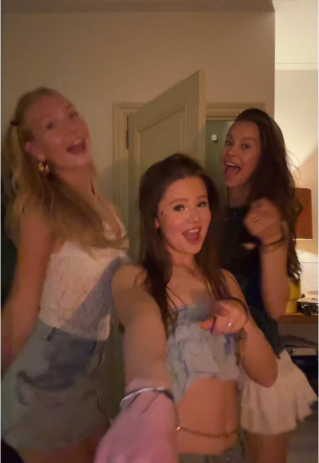 Loveyal 
