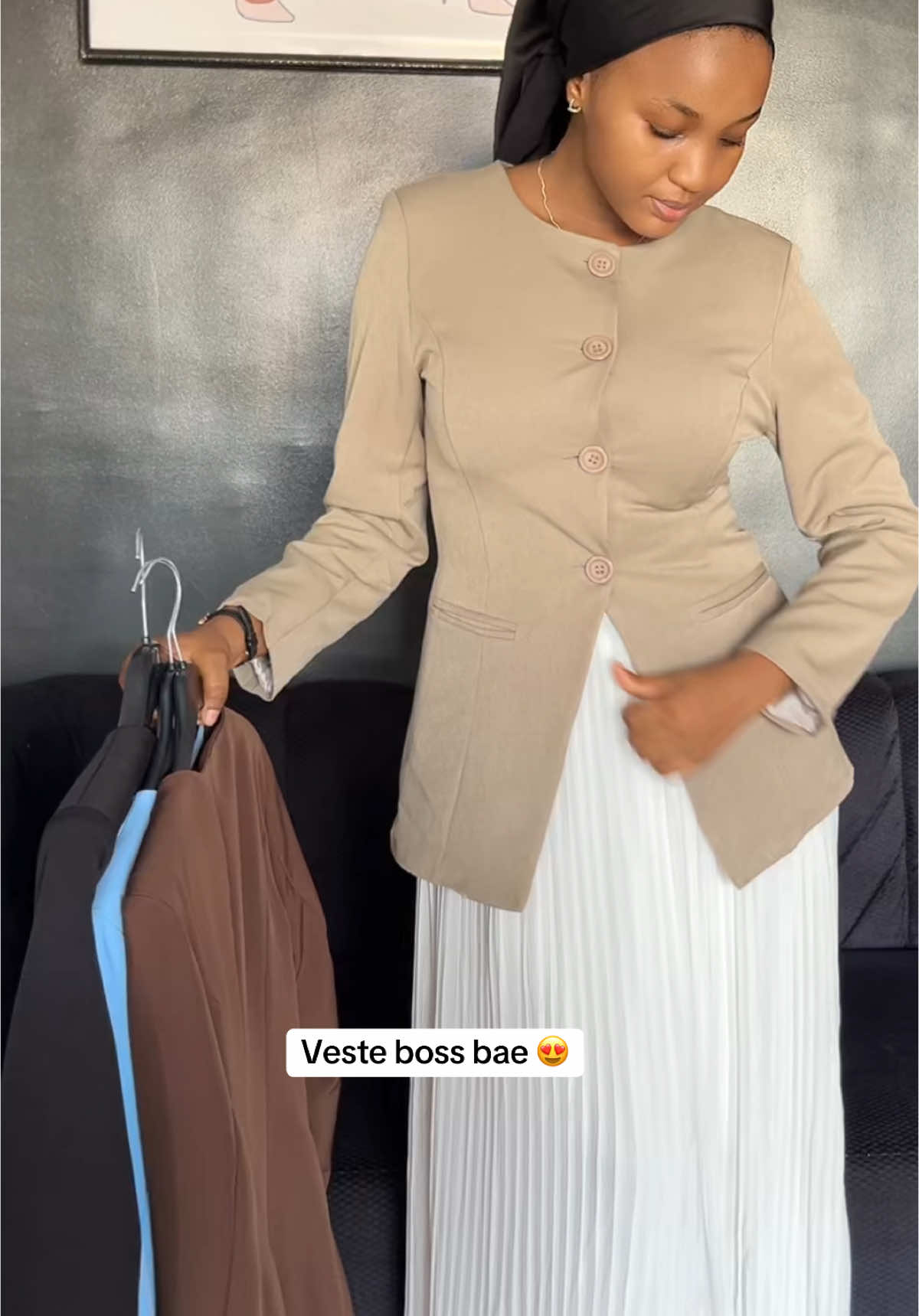 📞 (+223) 76 65 69 39 ✨ 63 77 32 31 Pour plus d’info et pour passer vos commandes 📍boutique physique situé à Sebenikoro dans la station corridor  🚚 Livraison possible en dehors du Mali 🇲🇱  Des tenues adaptées à toutes vos occasions professionnelles pour illimiter vos ambitions de working Woman 💪🏾 #hinsane #guineenne224🇬🇳 #bamakomali🇲🇱 #blazer #burkinafaso #abijantiktok🇨🇮🇨🇮 #senegalaise_tik_tok #malienne🇲🇱❤️❤️ #vetementsfemmes #mauritania_tiktok 