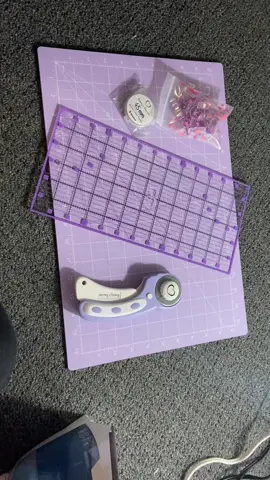 I’ve begun my sewing journey. When I was pregnant I saw baby clothes quilt and just knew I was going to make one. This product was on of my first purchases and it’s great! Everything you need for starting off. #sewingtiktok #sewingbobbin #sewingquilt #sewing #sewingragquilt #sewingera #sewingcuttingmat #sewingrotarytool #sewingrotarycutters 
