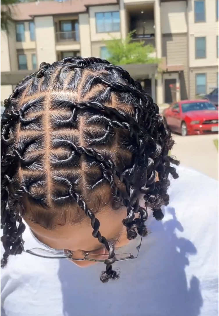#tiktok #houston #loosenup #hair #hairstyle #viraltiktok #fyp #twist #life 