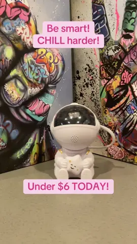 #RelaxingVibes #CozyVibes #SleepHack #BedroomGoals #AestheticRoom #tiktokshop #tiktokfinds #relax #projector #astronaut 