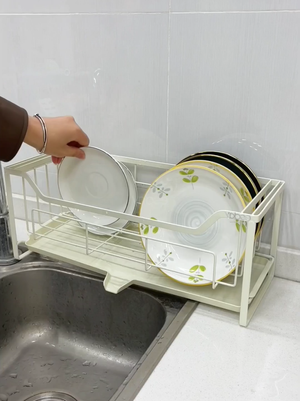 Đặt cạnh bồn rửa thì tiện bao nhiêu #giadung #dogiadung #giadungtienich #dodungtienich #giadungtienich779 