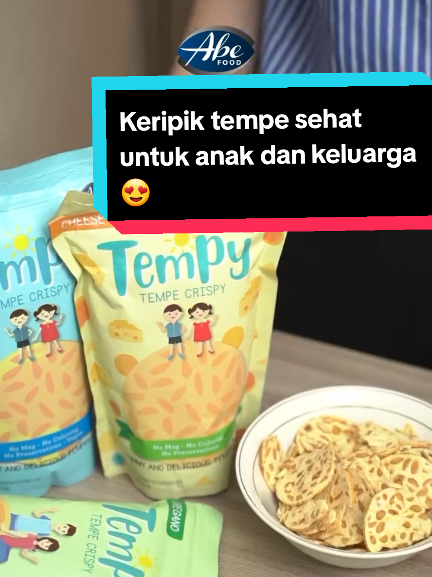 ini niiih Keripik Tempe kesuakaan Si Kecil dan pastinya seluruh anggota keluarga😋 Kalo kamu paling suka varian Tempy apa nihh??😉  #keripik #tempe #chips #abefood #snackhealthy #forkids #MadeWithLove #4u #fyp #bestvideo 