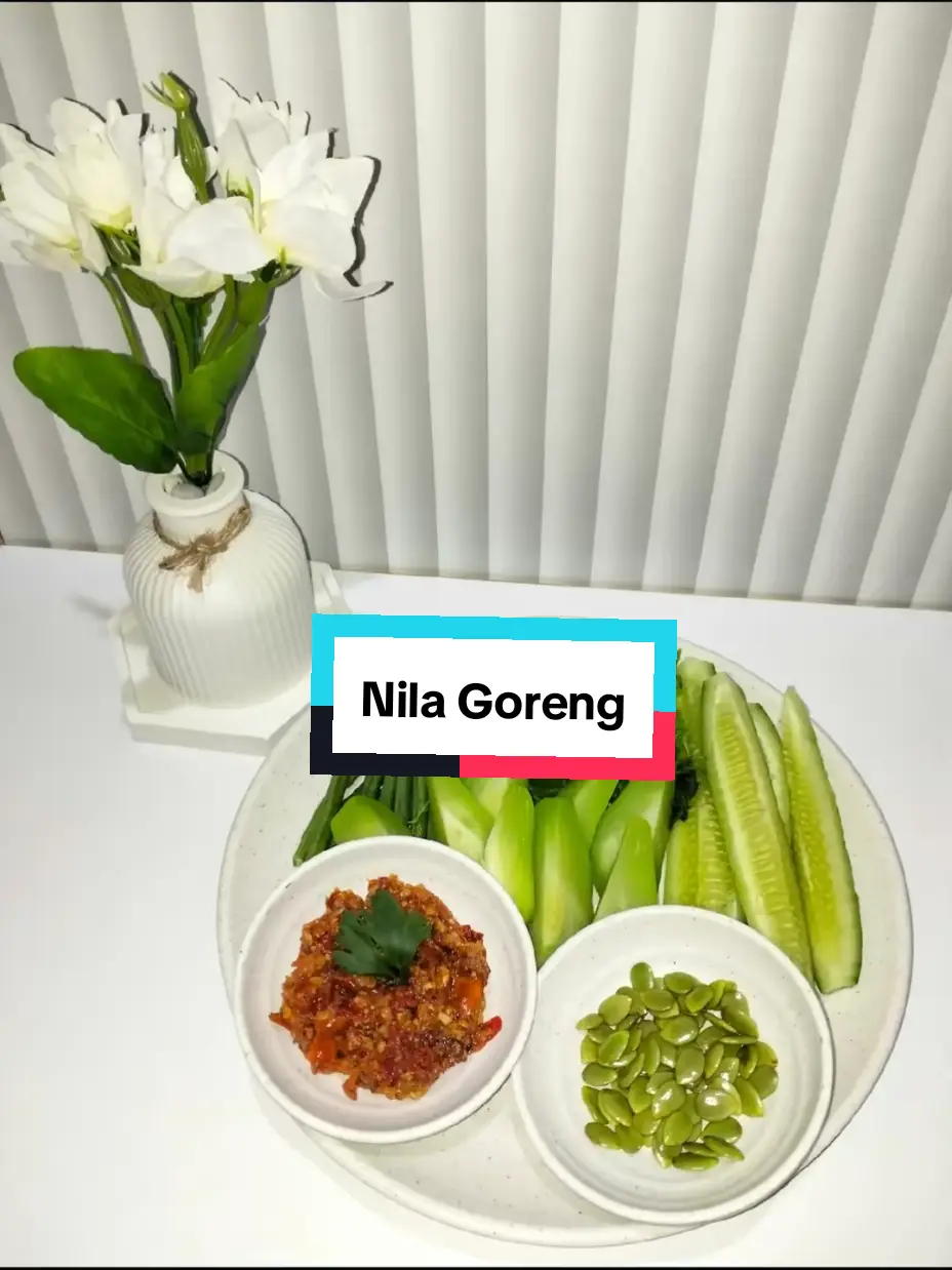 #ikangoreng #resepsimple #sambelmete #rebusan #lalapan #menumasakan #menumakansiang #sambal #fypage #murahnikmatlezat #menusimple 