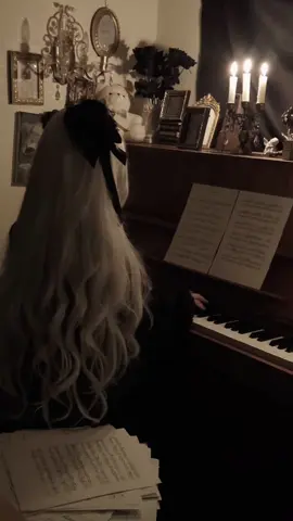 甘くて 優しくて 心地良い Sweetly #piano #music #ピアノ #eglfashion #gothiclolita #gothicfashion #gothicstyle #gothlolita #lolita #lolitafashion #ゴスロリ #ゴシックロリータ #ロリータ 