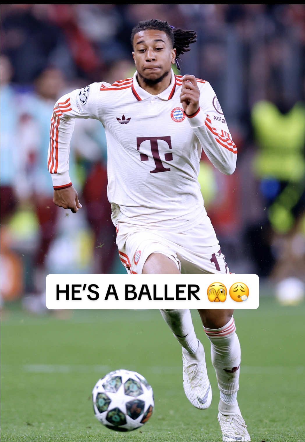 Michael showing off his skills 😮‍💨 #MiaSanMia #FCBayern #Olise 