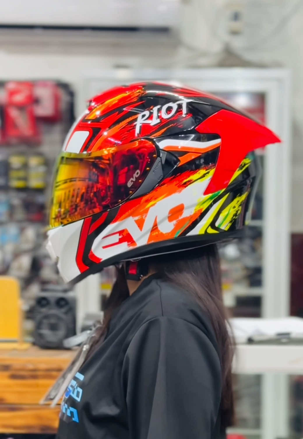 EVO GT-PRO RIOT FULL FACE HELMET 🔥  WITH FREE CLEAR LENS ✨Click the yellow basket 🧺  para maka order ka nito☺️ #evohelmetsphilippines  #evohelmet #helmet #fullfacehelmet #evofullfacehelmet #motorcyclehelmet #helmets #tiktokfinds #evolution #lhinnethvlogs #fyp  #teamgraphitee #budolfinds 