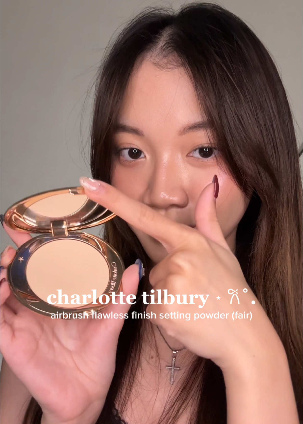 perfection💋👌🏻 #charlottetilbury #compactpowder #makeup 