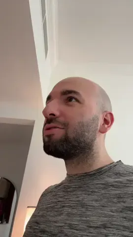 @Huda Beauty + 15k = السعاده 🥹 #karim_sarah #couplefun #كوميديا #arabictiktok #dabke #hudabeauty 