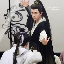 Xem hậu trường của hiệp sỹ toàn năng thể hiện đây😆#于朦胧 #mengmeng #yumenglong #vumonglung #alanyu #yumenglong于朦胧 #侠客行不通 #hiepkhachhanhbatthong 