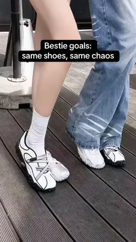 Giày đôi với bạn, vì tình bạn cũng cần đồng điệu.. #fyp #OOTD #xh #viral #shoestyle #giayxinh #fypシ 