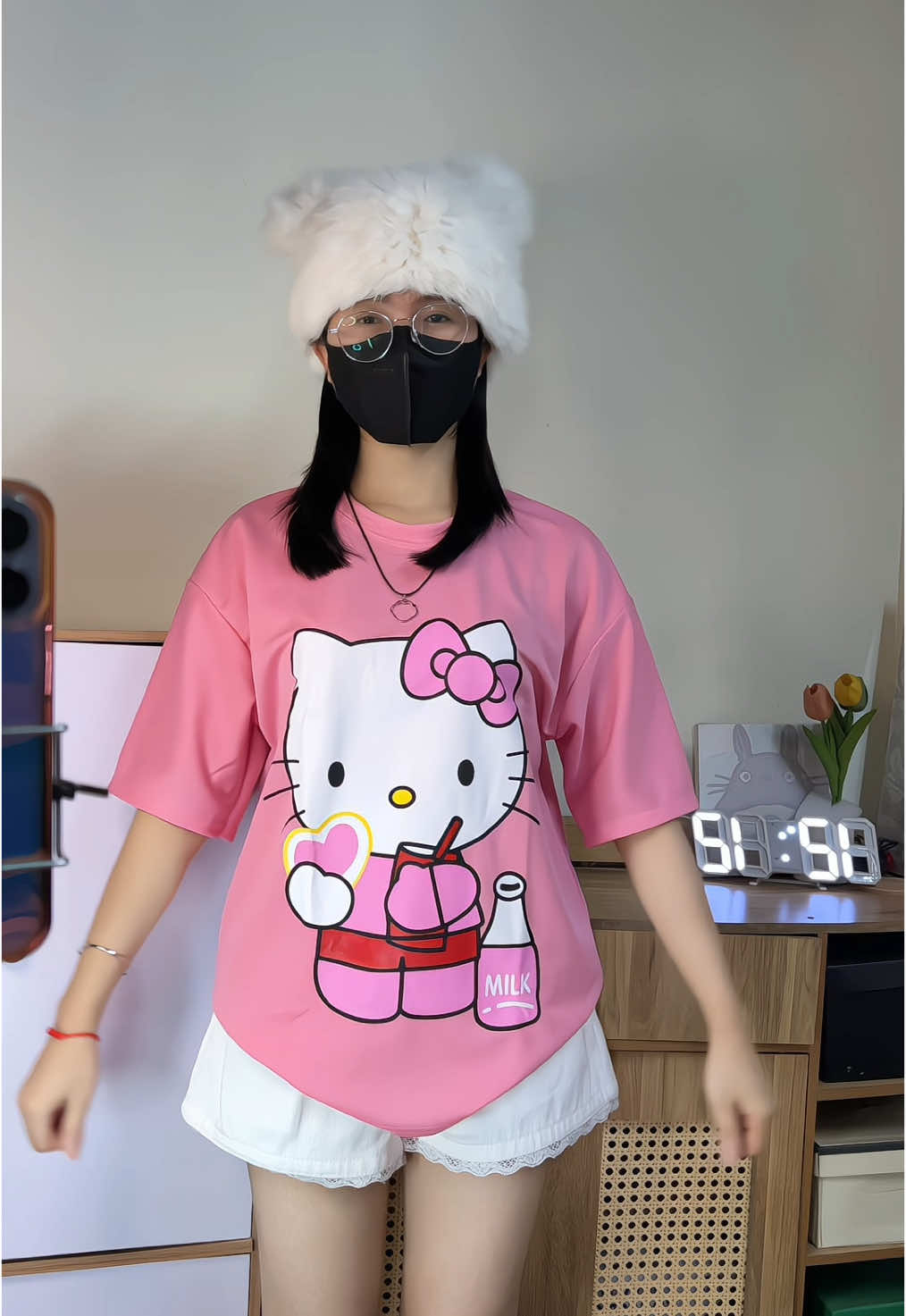 Chời ơi, áo có 45 cành hoi mấy ní. Size 35-85 cân nha ⋆.𐙚 ̊❀🎀 #aothun #aothunhellokitty #aothunkitty #aokitty #aothunxinh 
