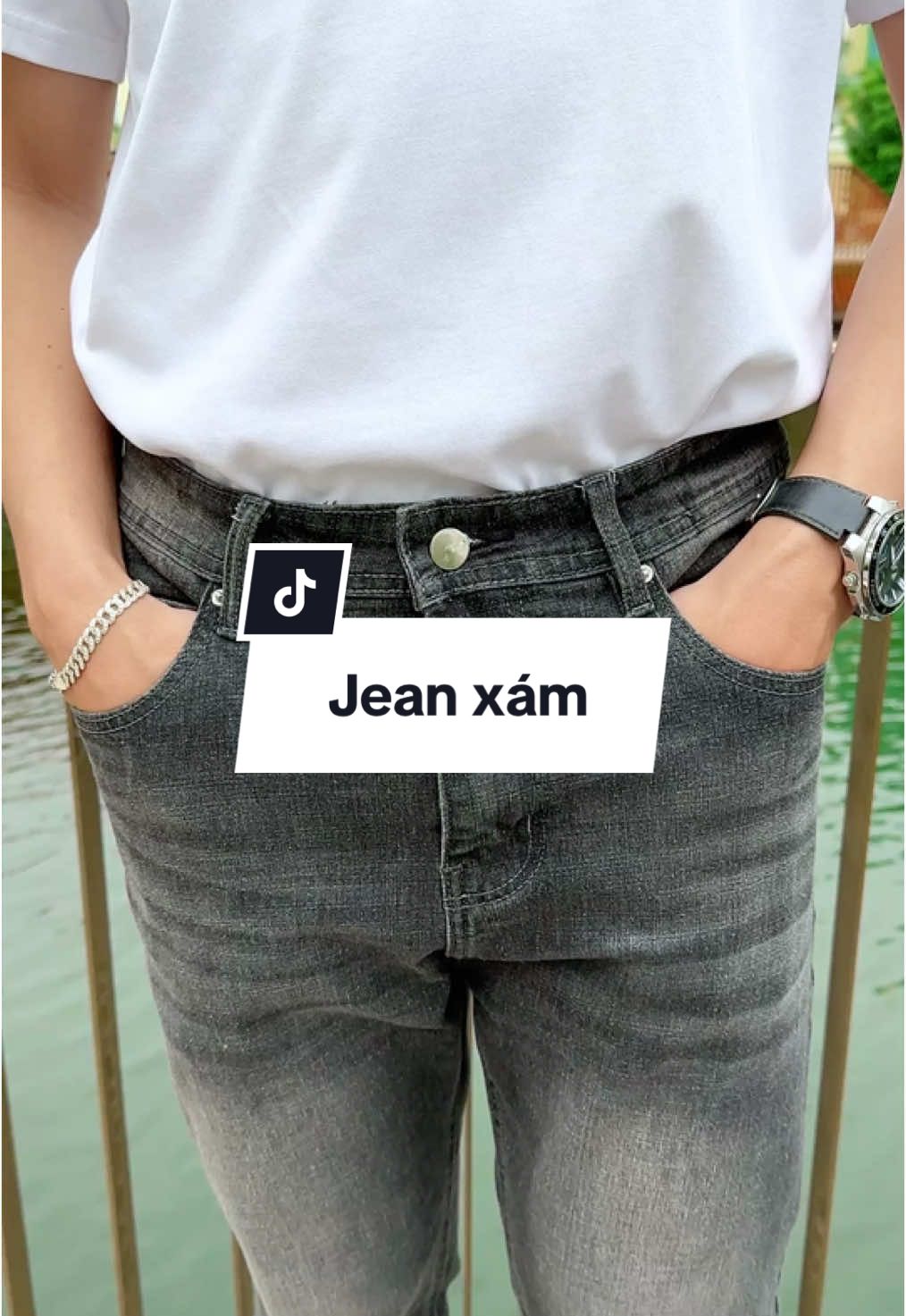 Mẫu quần jean mà anh em nên có trong tủ đồ ạ #thoitrangnam #lucciclothing #quanjeannam #trending #jeanslim 