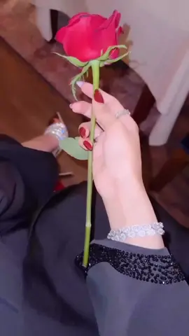 اللي قلبه حلو لا تـخاف عليه 🤍