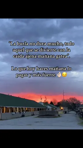 Sin comentarios por que el carma tarde o temprano se llega 🤨😏👌🏻 #karma #indirectas🦇 #burlas #viral #foryou 🤨👌🏻😏🤢