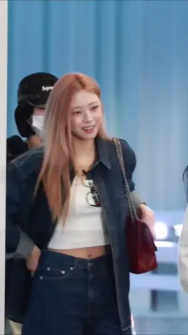 #yunaitzy #idoll #viral #kbiz #kpop #fancams #trendinh #xuhuong #abcxyz 
