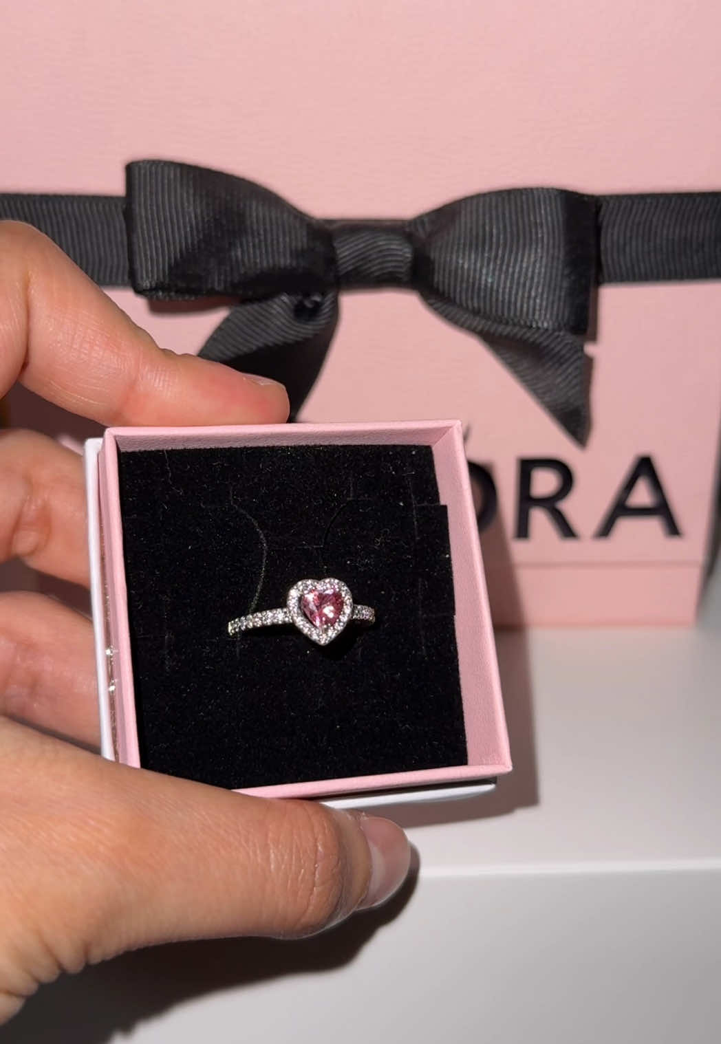 Pandora new!! Pink Heart Ring - literally obsessed 🤭  #fyp #pandora #pandorajewelry #pandoraring #pandorasets #pandorapinkheartring #ring  #trending #promisering 