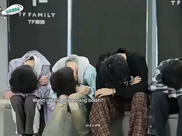 Bikinnya cuman gabut sih, tpi sayang klo ga di post😭😭🙏🏻 #chenyiheng #chenjunming #zhangyiran #chensihan #jonathan #陈奕恒 #陈俊铭 #张奕然 #陈思罕 #tffamily #tffamily_4th_generation #tf家族 #tf家族四代 #mizuu #fyp @TF_FAMILYofficial 