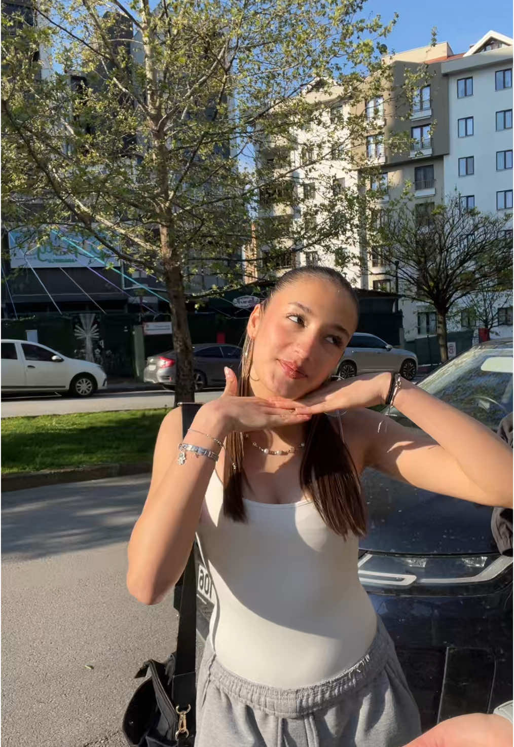 @Esmaa😻 #fypシ゚viral #akımvideoları #bursa #smile 
