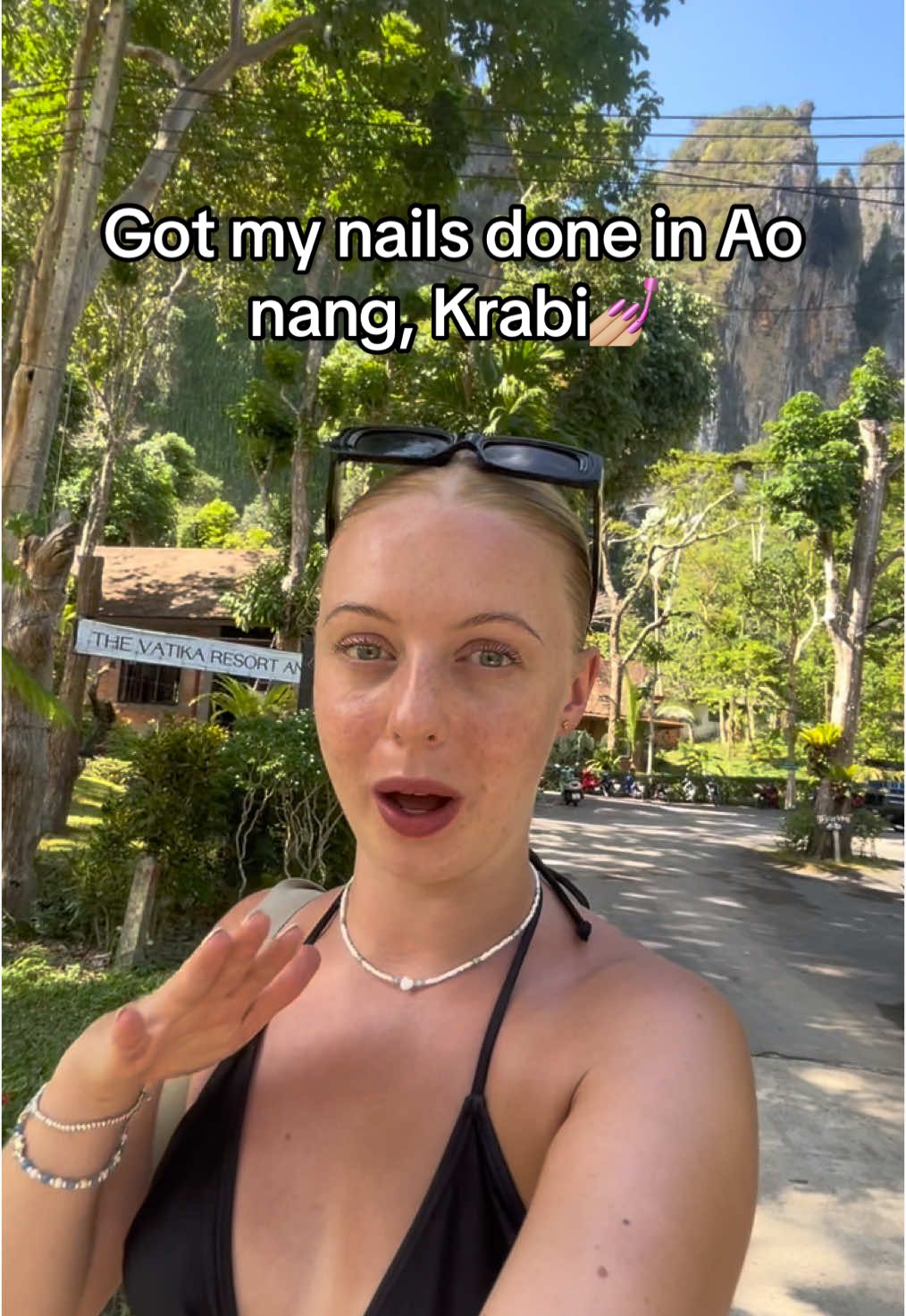 got my nails done 💅 #thailand #aonangbeach #krabi #travelseasia #getmynailsdonewithme #fyp 