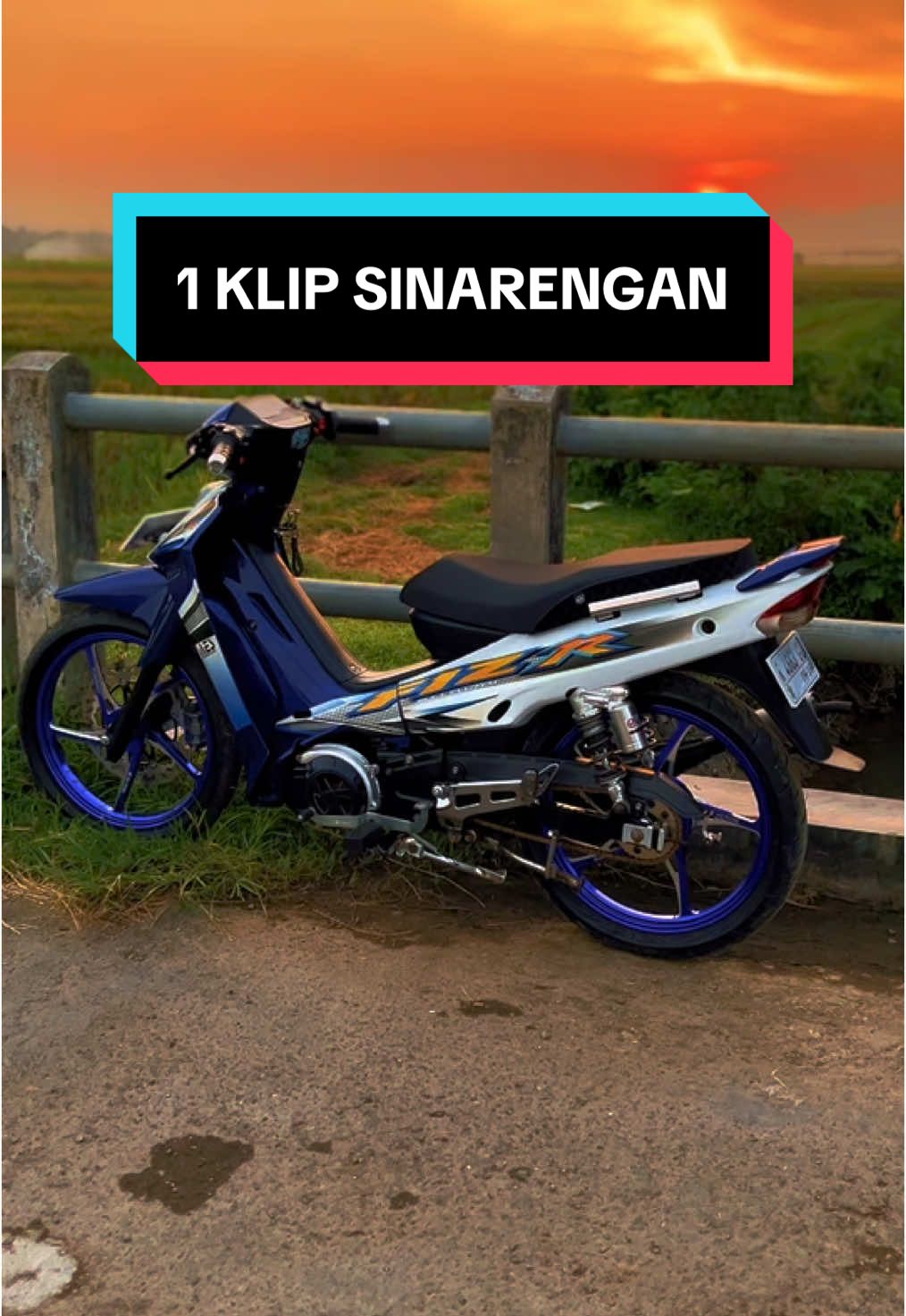 1 KLIP SINARENGAN#CapCut#cinematic#1klip#motor#fizrmodifikasi #trentiktok #fyp  